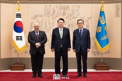 Ambassador Petar Kraytchev presented his credentials to the President of the Republic of Korea H. E. Yoon Suk Yeol 
